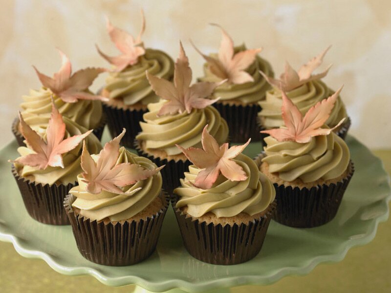 cake decorating
