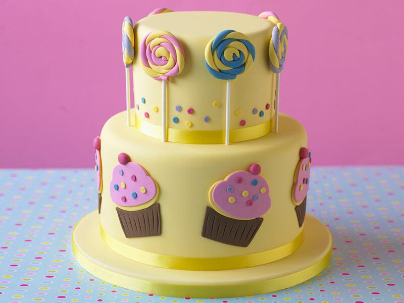 cake decorating